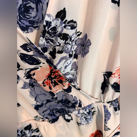 Candie’s Floral Faux Wrap Maxi Romper Dress – Size L - Picture 4 of 6